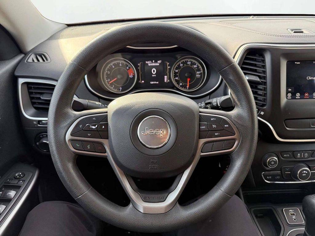 used 2020 Jeep Cherokee car, priced at $9,995