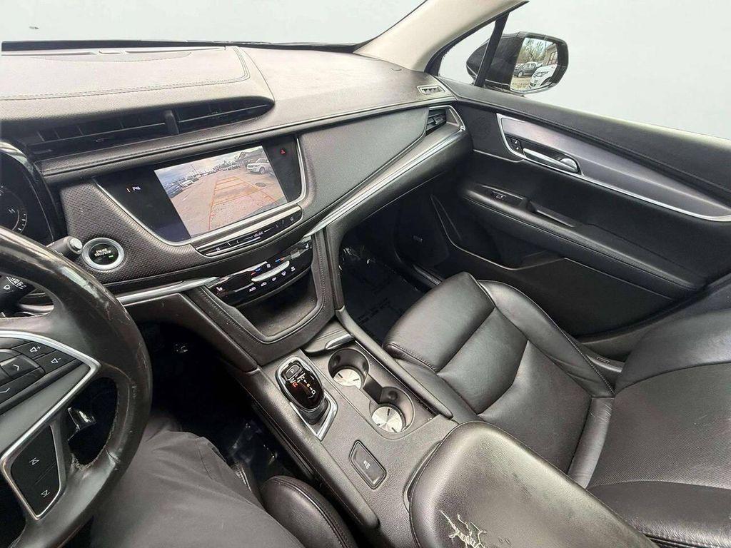 used 2017 Cadillac XT5 car, priced at $10,995