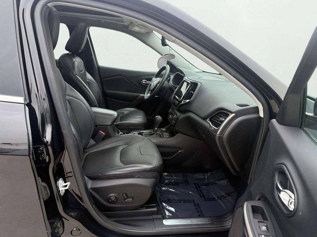 used 2019 Jeep Cherokee car, priced at $13,995