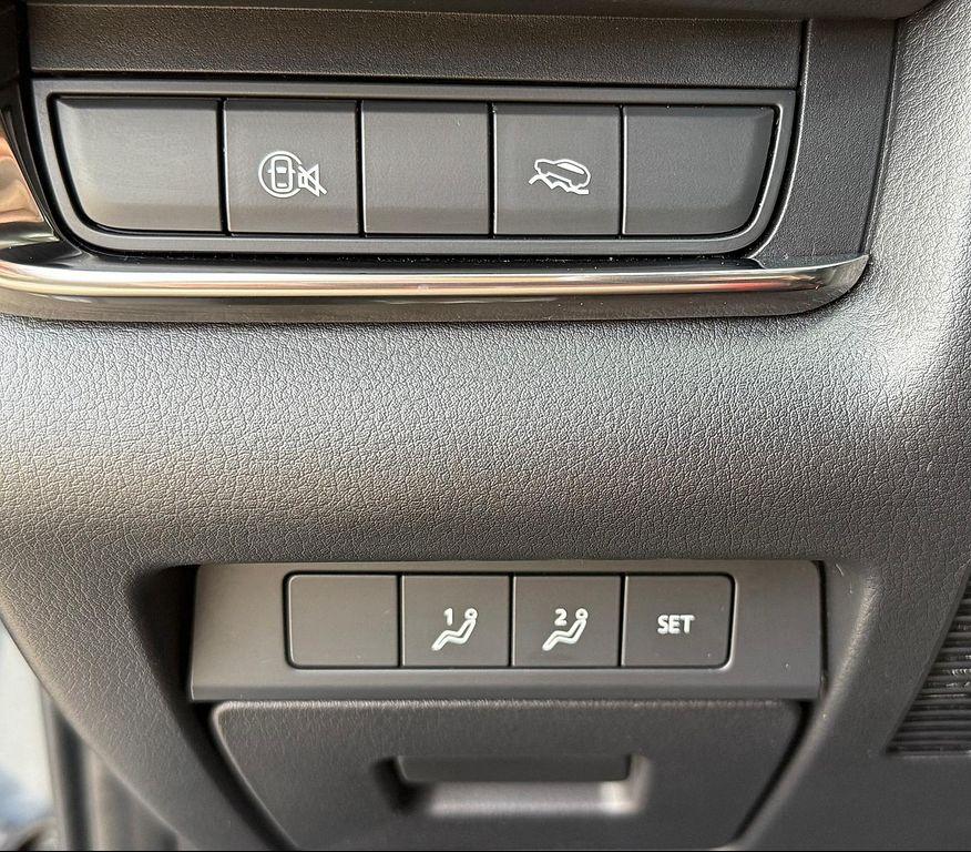 used 2024 Mazda CX-30 car, priced at $23,290