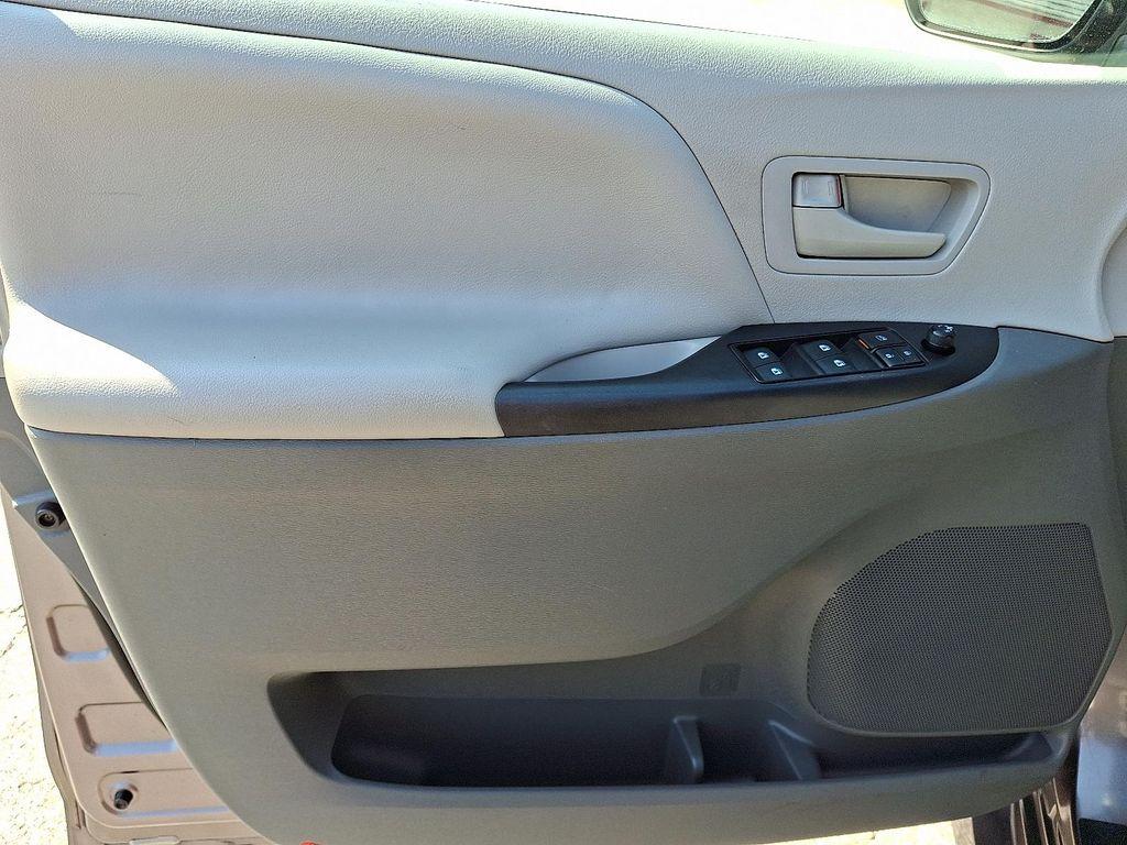 used 2019 Toyota Sienna car, priced at $26,532