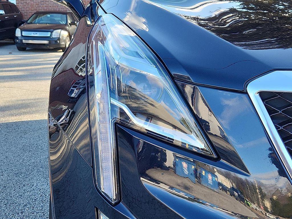 used 2021 Cadillac XT5 car, priced at $29,941