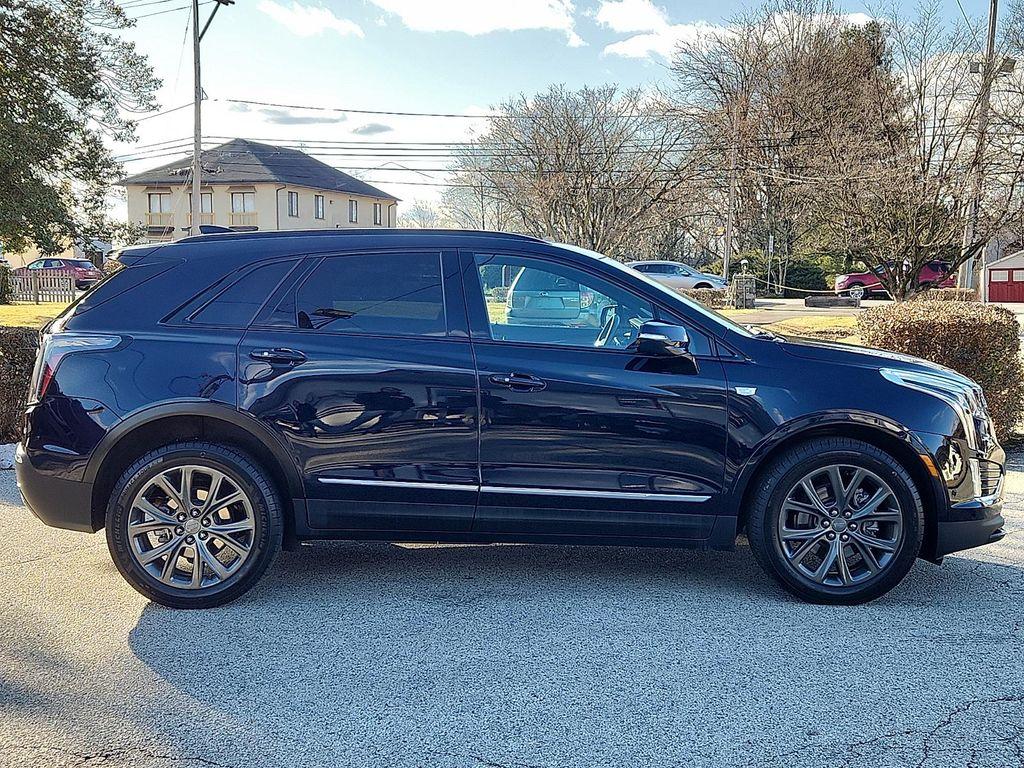 used 2021 Cadillac XT5 car, priced at $29,941