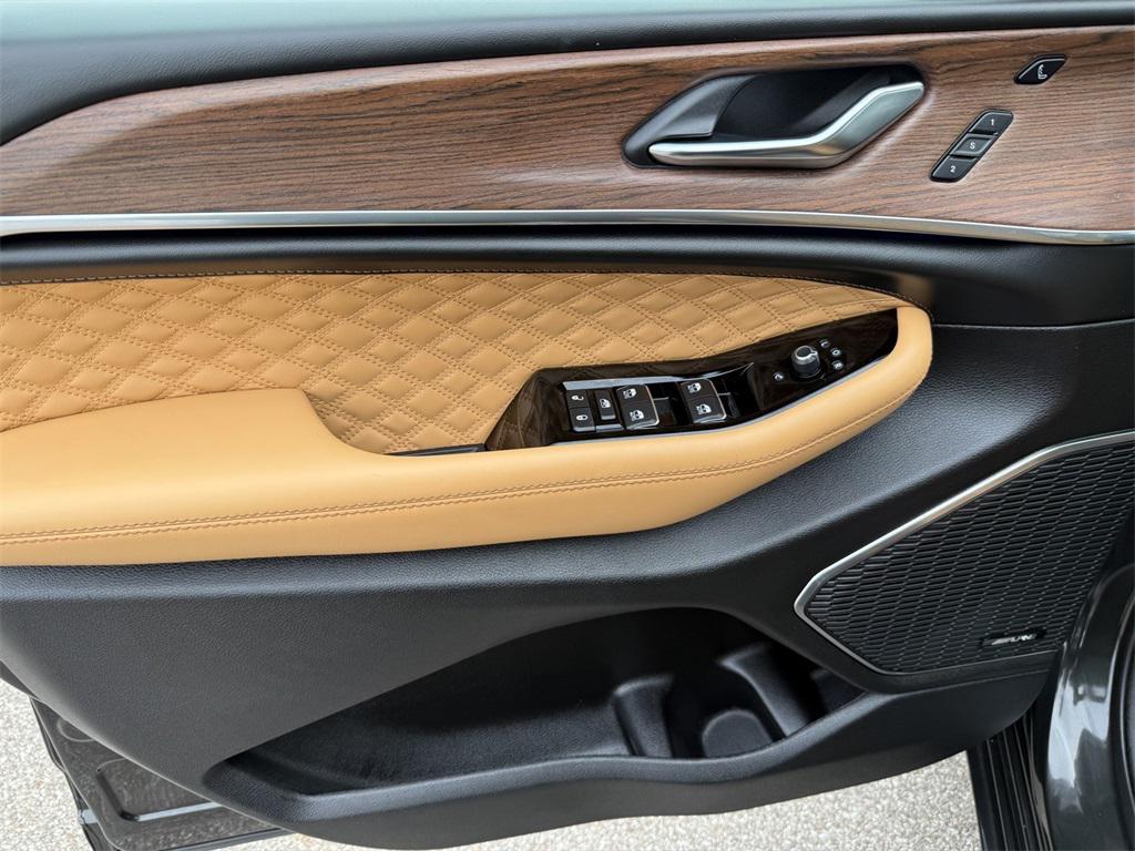 used 2024 Jeep Grand Cherokee L car, priced at $48,773