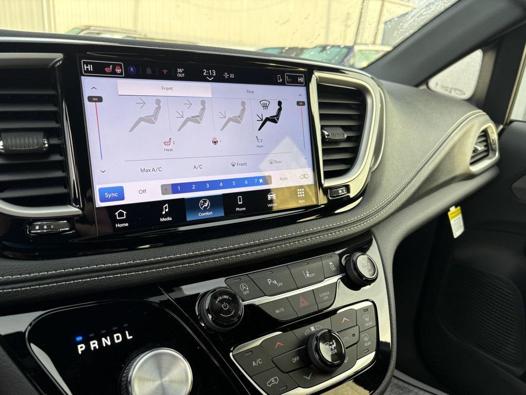 new 2026 Chrysler Pacifica car, priced at $49,450