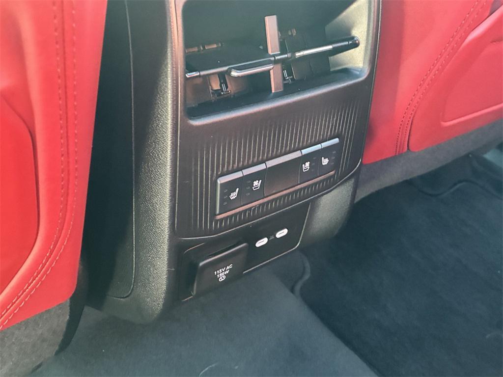 used 2024 Jeep Wagoneer S car, priced at $39,570