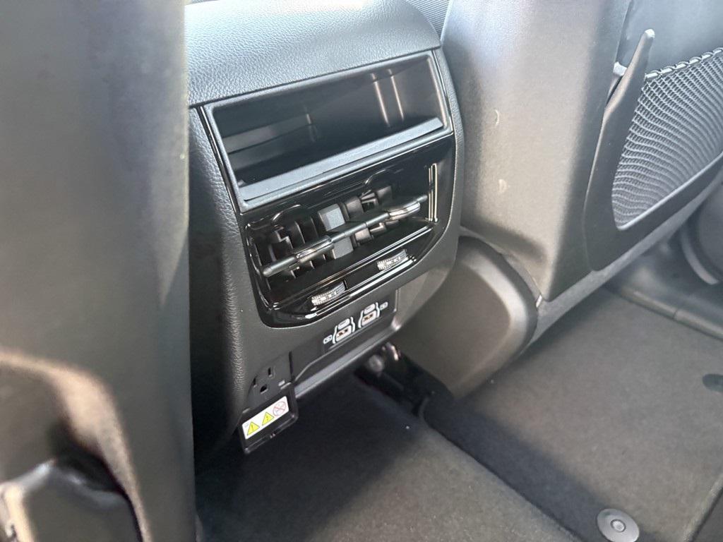 new 2025 Jeep Grand Cherokee car, priced at $46,135