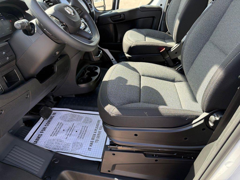 new 2025 Ram ProMaster 1500 car, priced at $45,666