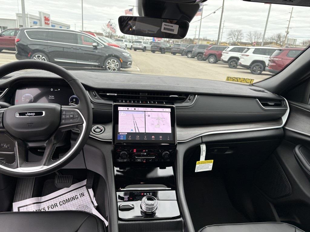 new 2025 Jeep Grand Cherokee car, priced at $52,735