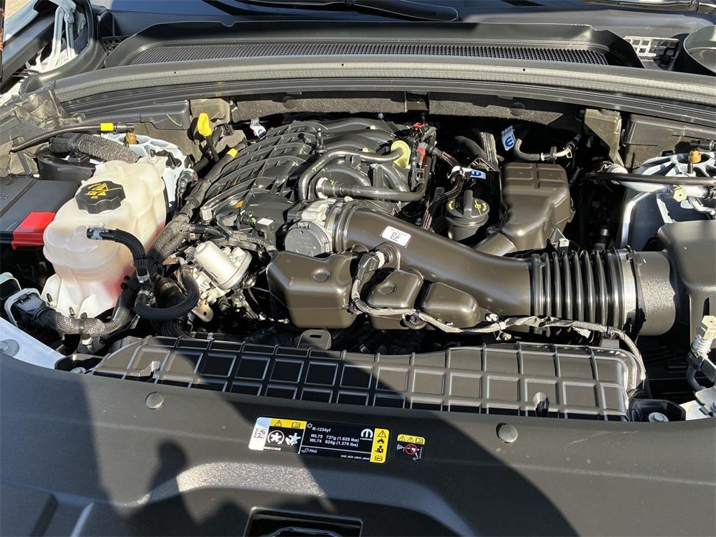 used 2024 Jeep Grand Cherokee car, priced at $43,358