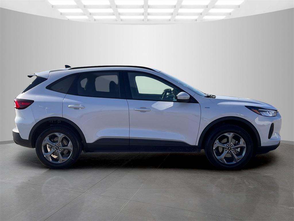 used 2025 Ford Escape car, priced at $28,595
