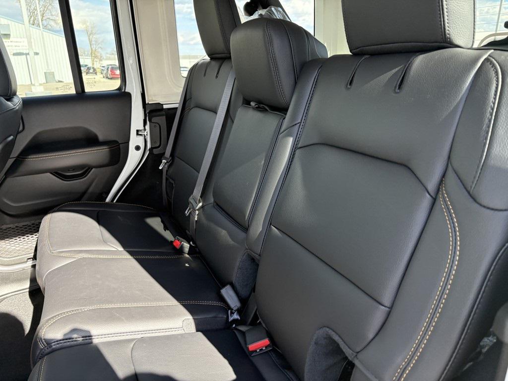 new 2025 Jeep Wrangler car, priced at $55,007