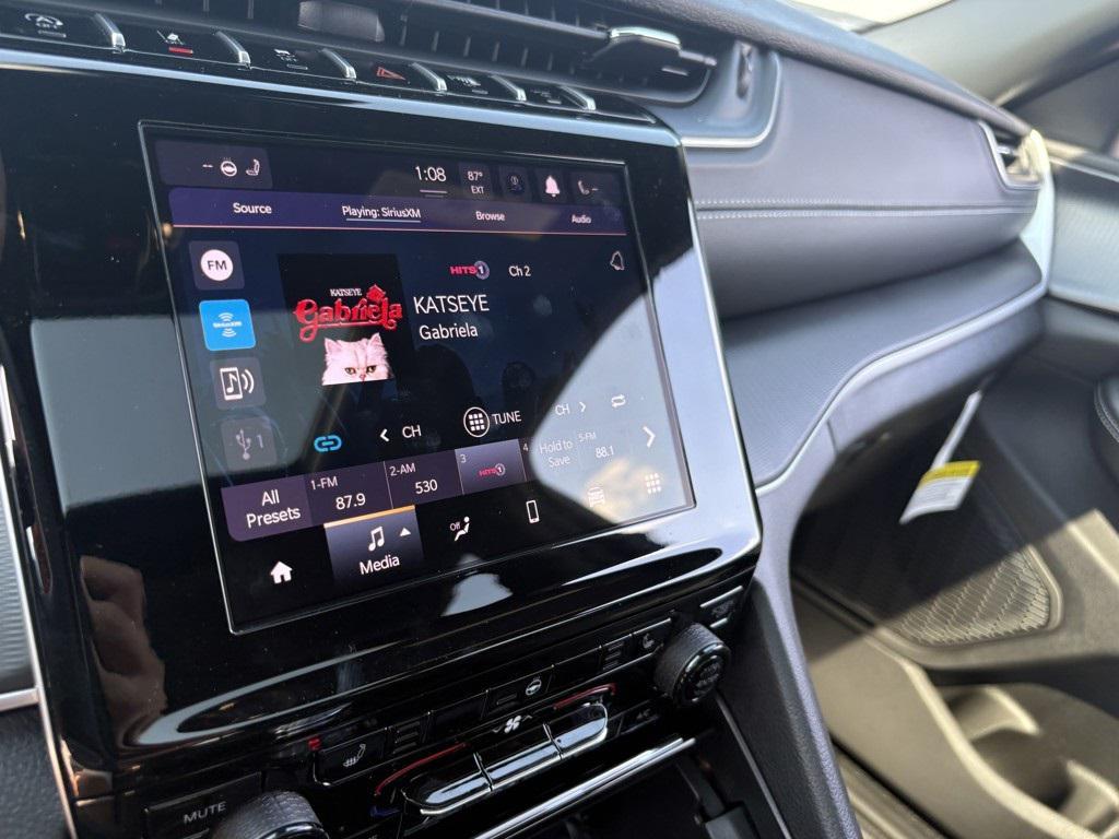 new 2025 Jeep Grand Cherokee L car, priced at $49,658