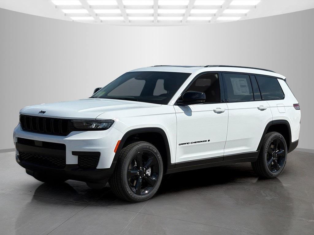 new 2025 Jeep Grand Cherokee L car, priced at $49,658