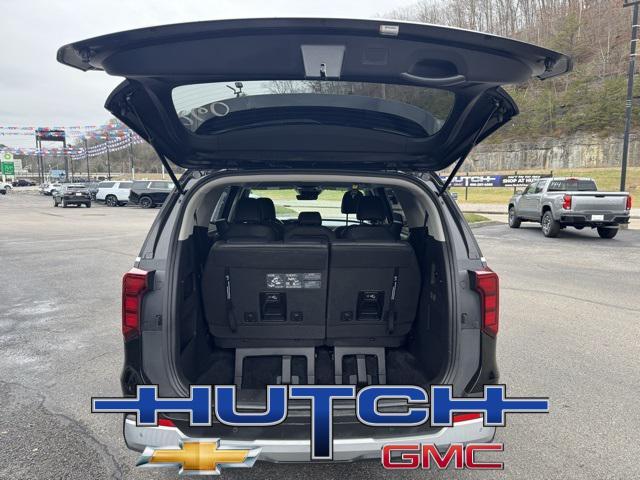 used 2025 Kia Carnival car, priced at $34,845