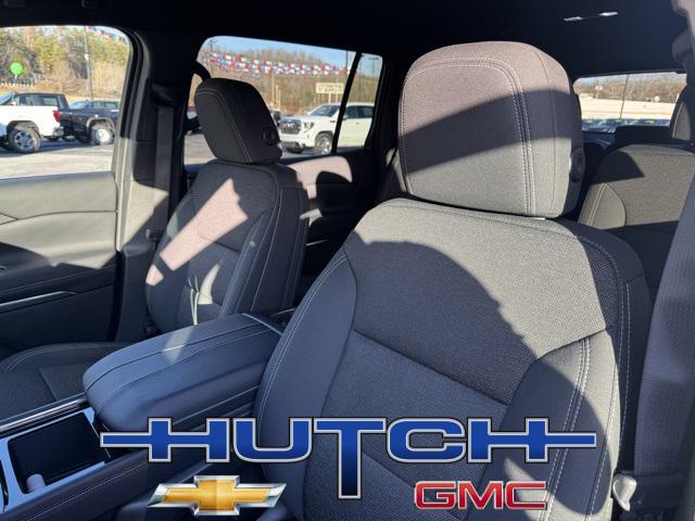 new 2026 Chevrolet Traverse car, priced at $46,638