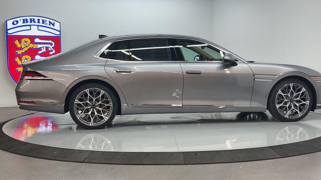 new 2026 Genesis G90 car, priced at $105,545
