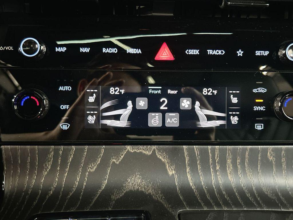 new 2026 Genesis G80 car, priced at $77,712
