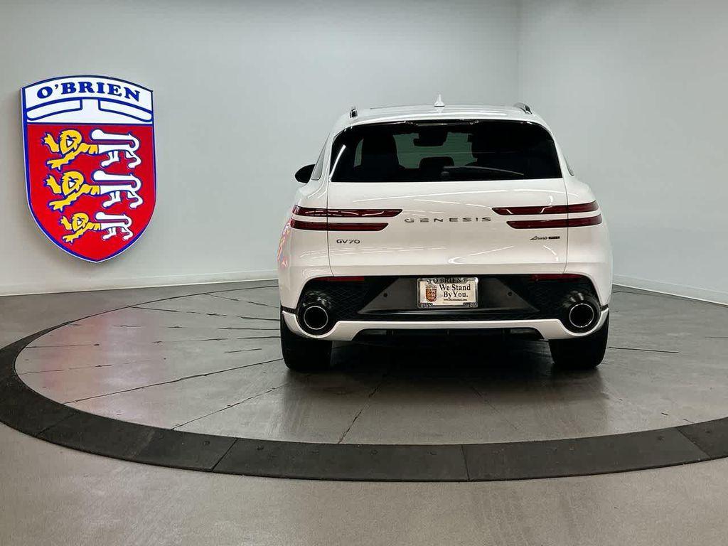 2023 Alta White Genesis GV70
