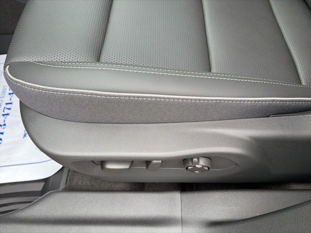 new 2026 Buick Envision car, priced at $50,283