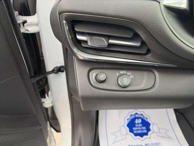 new 2026 Buick Envista car, priced at $25,925