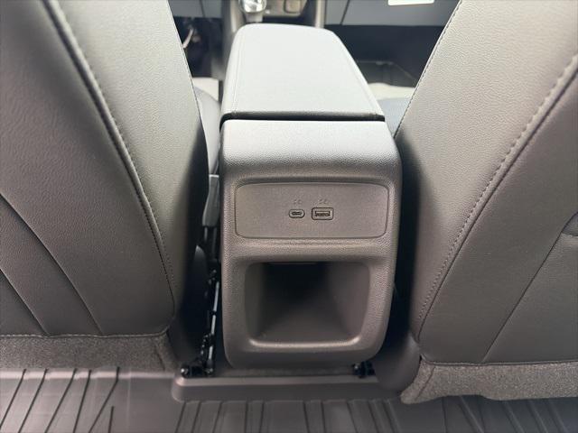 new 2026 Buick Envista car, priced at $25,925