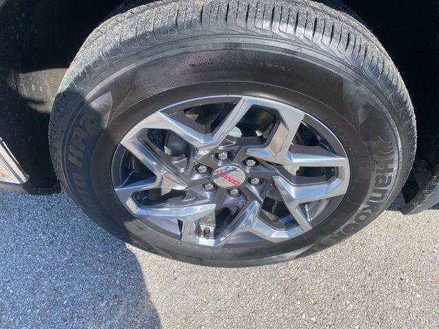 used 2022 GMC Sierra 1500 car, priced at $47,900
