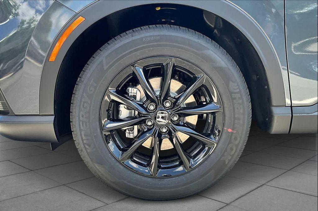 new 2026 Honda CR-V Hybrid car, priced at $40,771