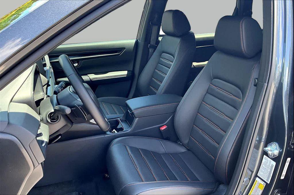 new 2026 Honda CR-V Hybrid car, priced at $40,771
