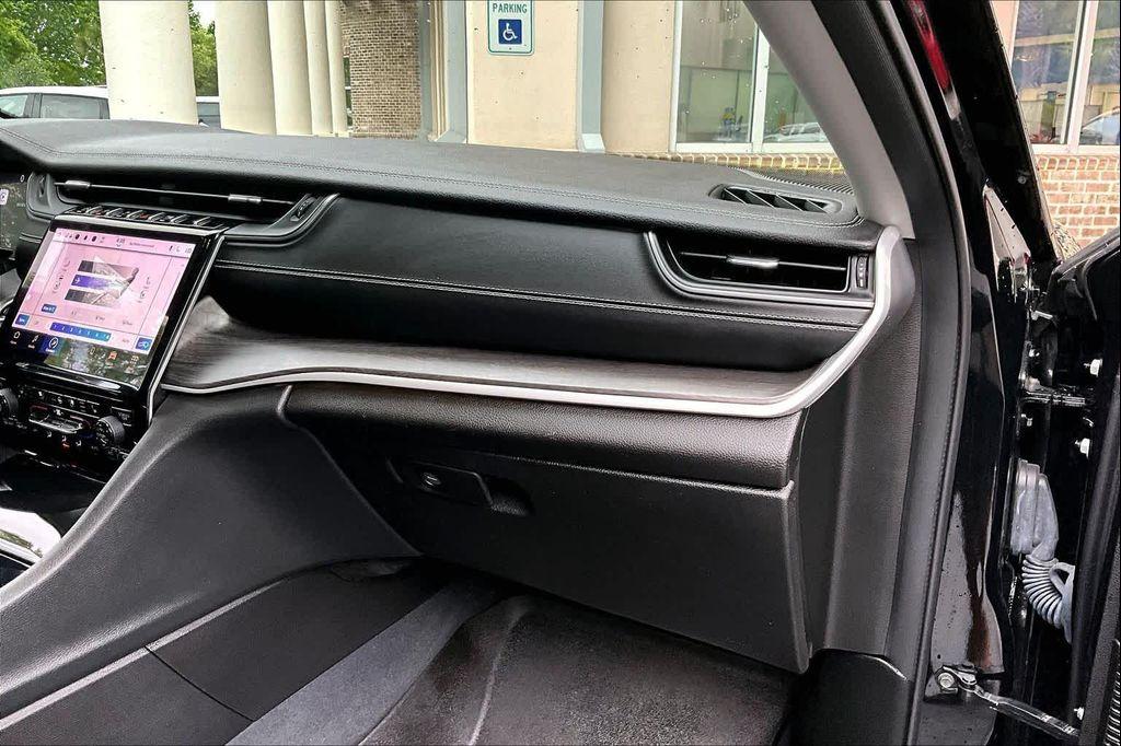 used 2023 Jeep Grand Cherokee car, priced at $32,785