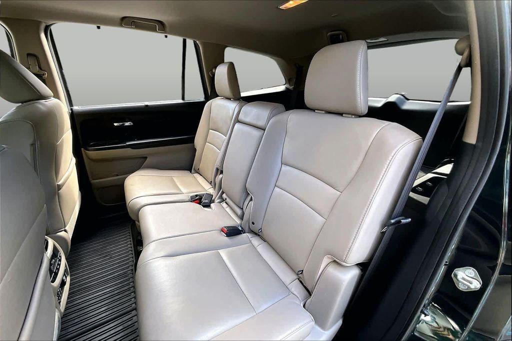 used 2017 Honda Pilot car, priced at $18,096