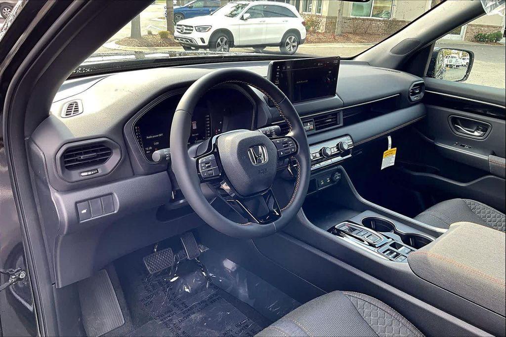 new 2026 Honda Pilot car, priced at $44,486