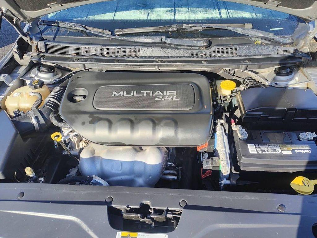 used 2015 Chrysler 200 car, priced at $5,995