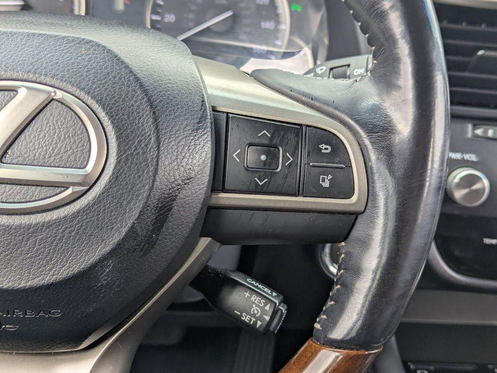 Lexus RX view 27
