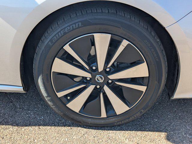 used 2019 Nissan Altima car, priced at $15,400