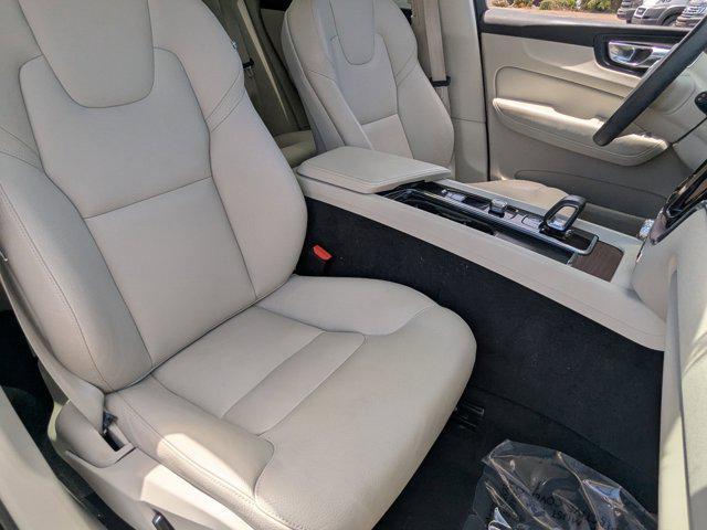 used 2022 Volvo XC60 car, priced at $26,285