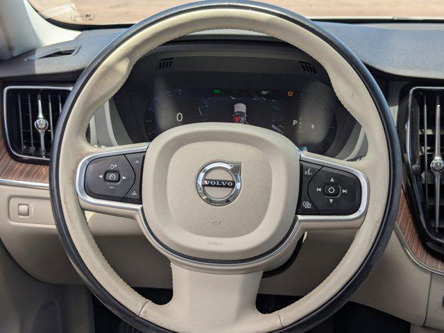 used 2022 Volvo XC60 car, priced at $26,285