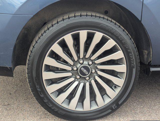 used 2019 Lincoln Navigator L car, priced at $27,700