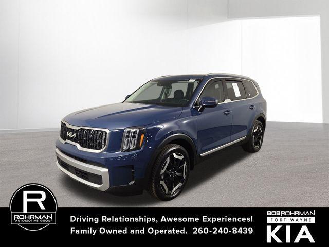 used 2024 Kia Telluride car, priced at $32,912