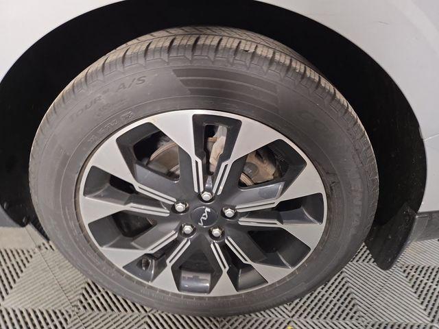 used 2024 Kia Carnival car, priced at $33,270