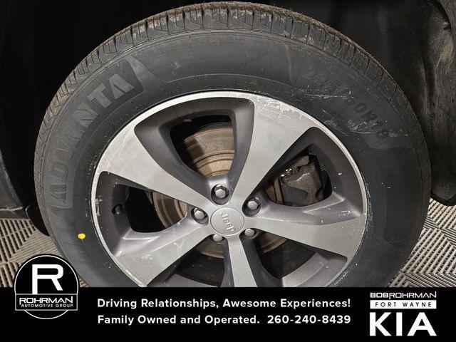 used 2019 Jeep Cherokee car, priced at $14,600