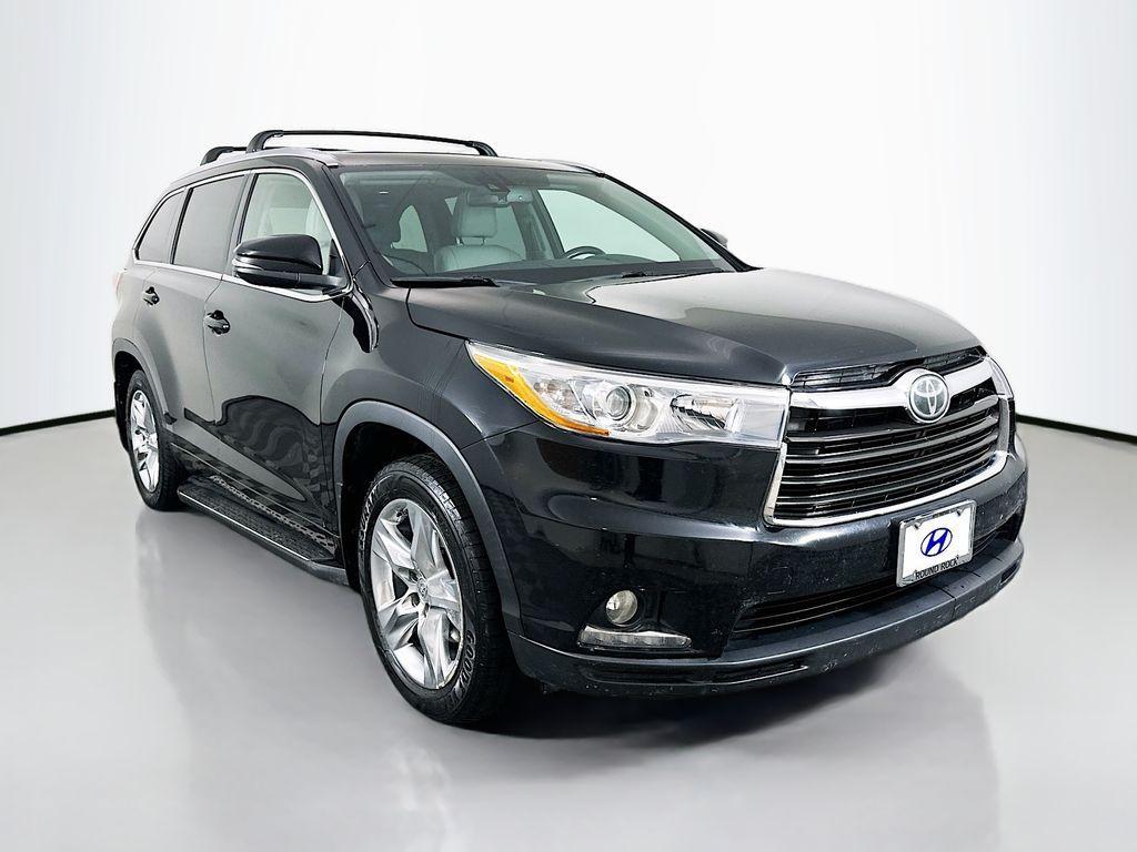 used 2015 Toyota Highlander car, priced at $17,190