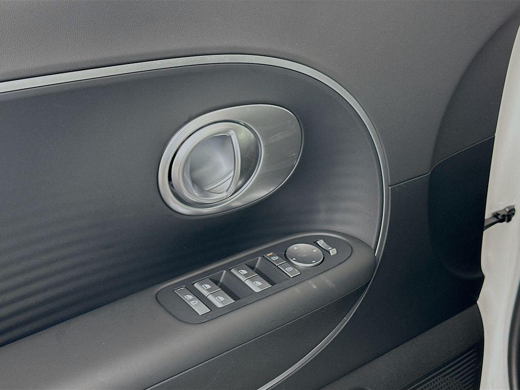 new 2026 Hyundai IONIQ 9 car, priced at $65,595