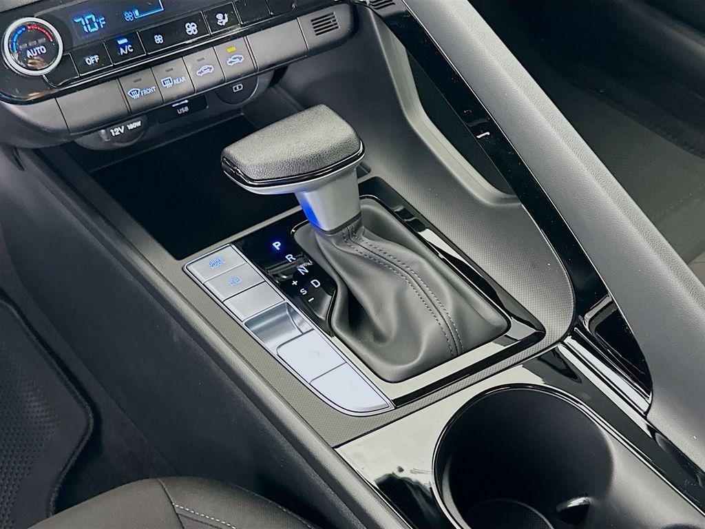 new 2026 Hyundai ELANTRA HEV car, priced at $27,860