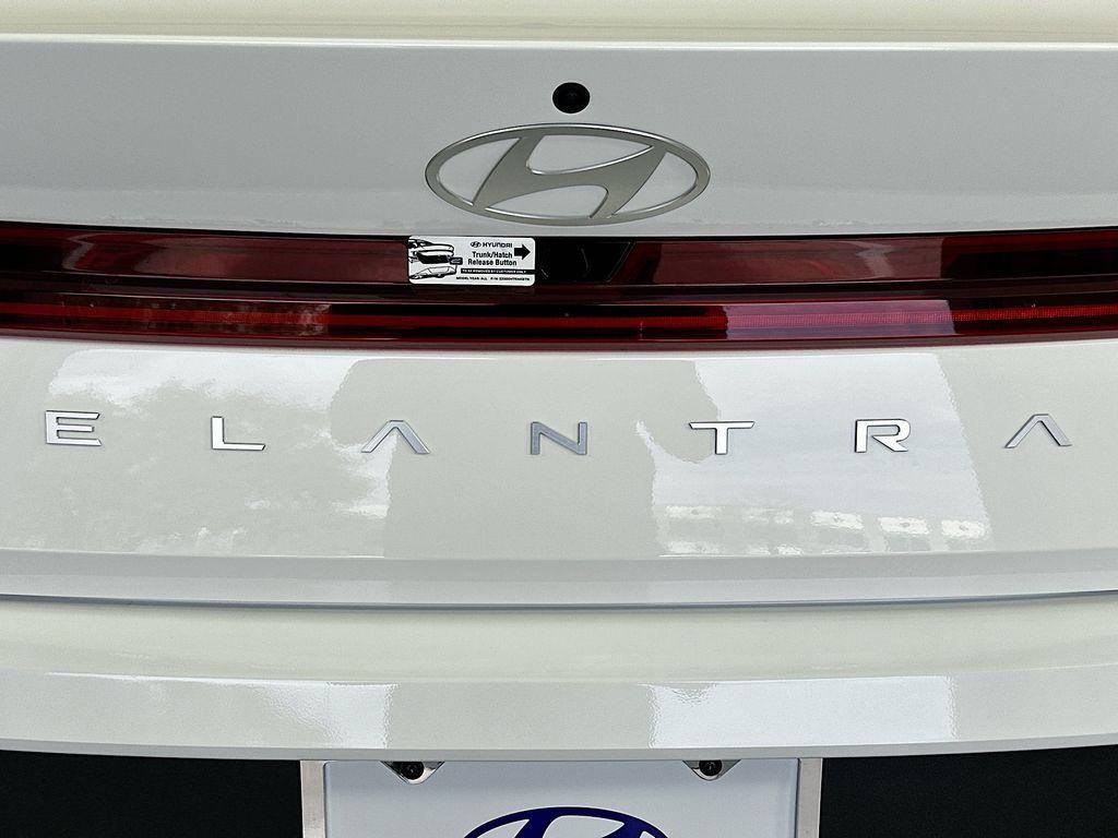new 2026 Hyundai ELANTRA HEV car, priced at $27,860