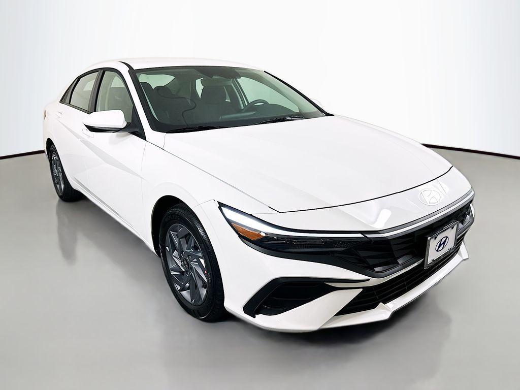 new 2026 Hyundai ELANTRA HEV car, priced at $27,860