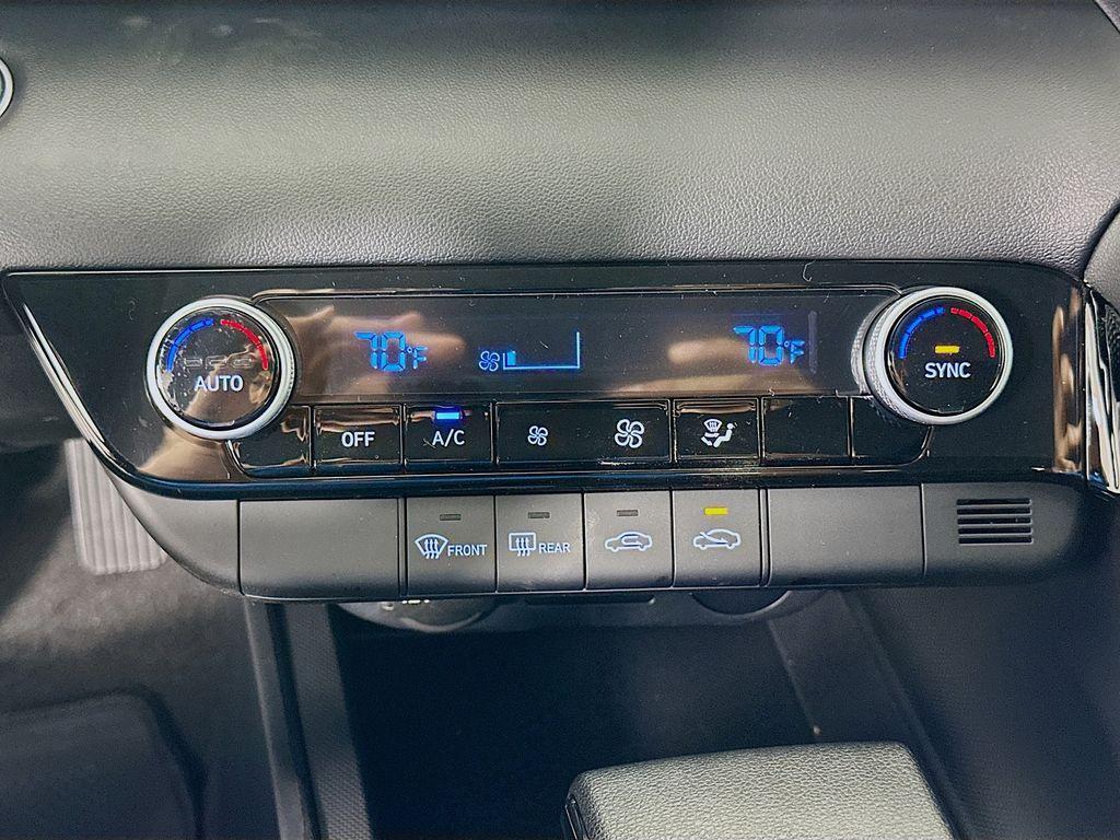 new 2026 Hyundai ELANTRA HEV car, priced at $27,860