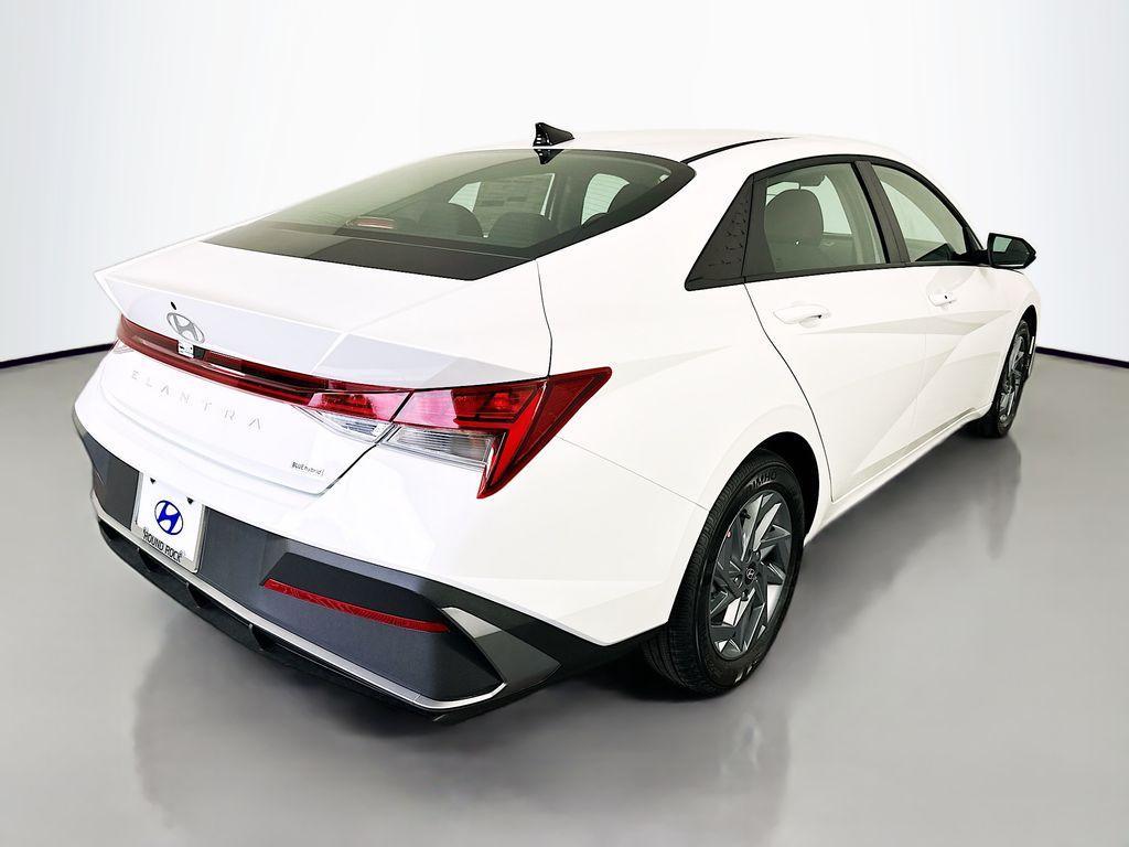 new 2026 Hyundai ELANTRA HEV car, priced at $27,860