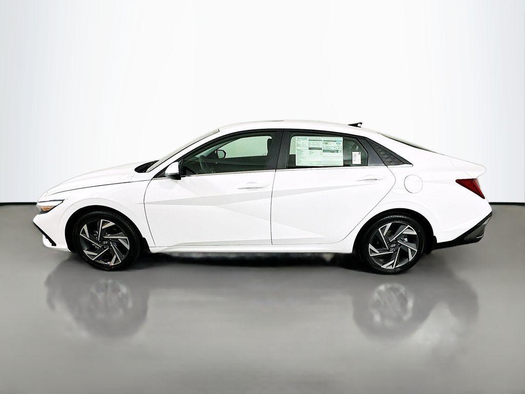 new 2026 Hyundai ELANTRA HEV car, priced at $32,155