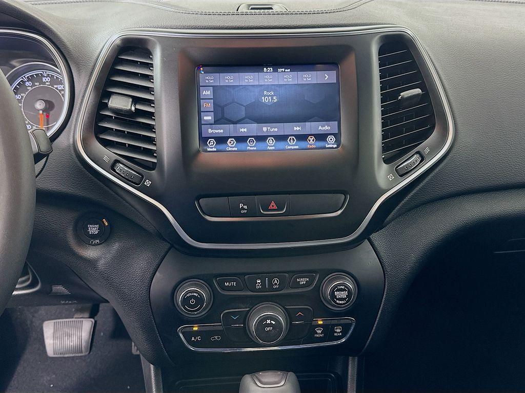 used 2020 Jeep Cherokee car, priced at $15,425